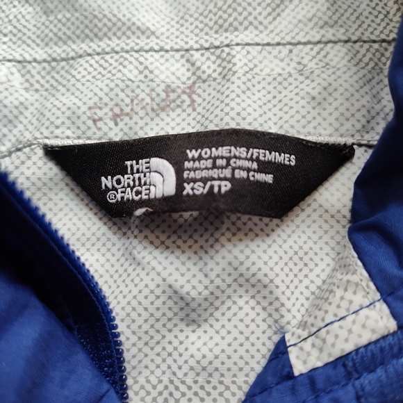 Women's blue windbreaker size extra small by The North face - Picture 4 of 7